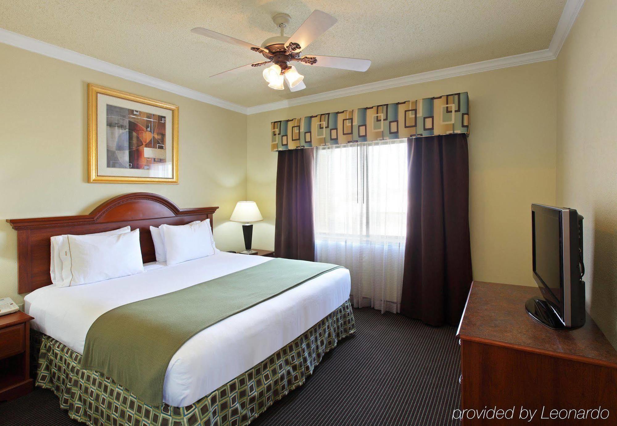 Holiday Inn Express Hotel & Suites Greenville By Ihg Rom bilde