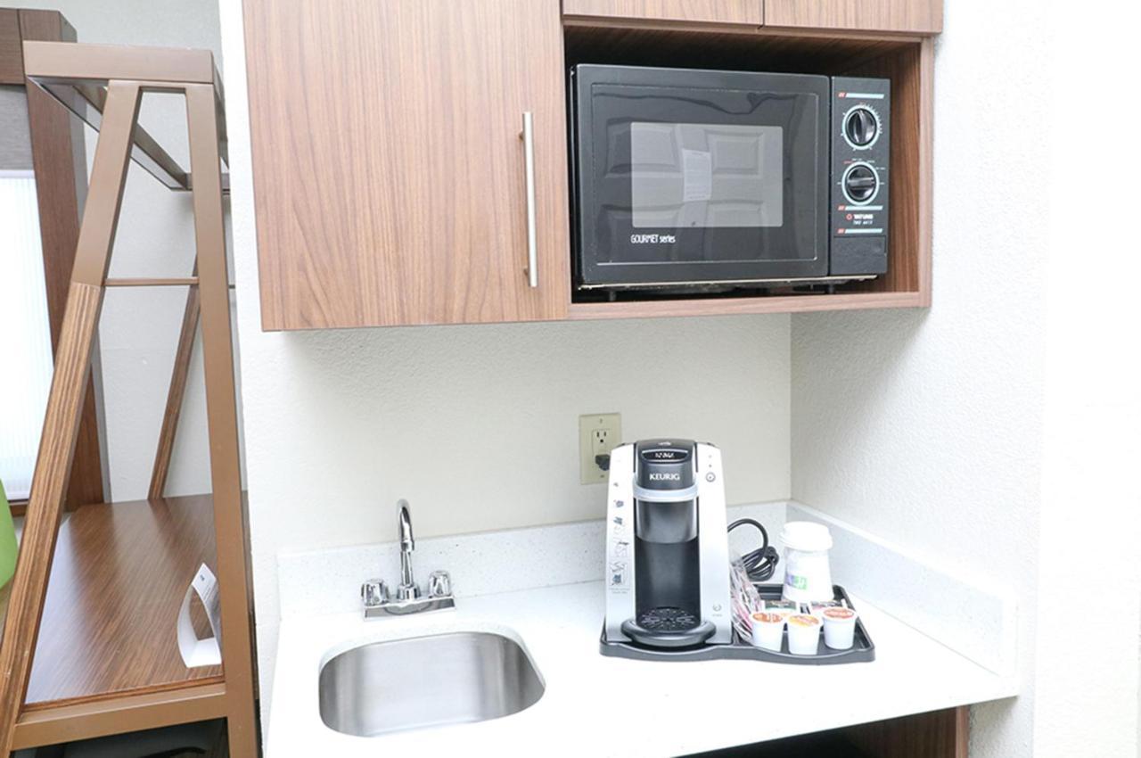Holiday Inn Express Hotel & Suites Greenville By Ihg Eksteriør bilde