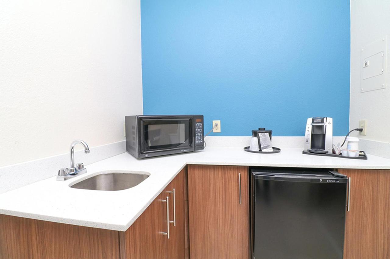 Holiday Inn Express Hotel & Suites Greenville By Ihg Eksteriør bilde