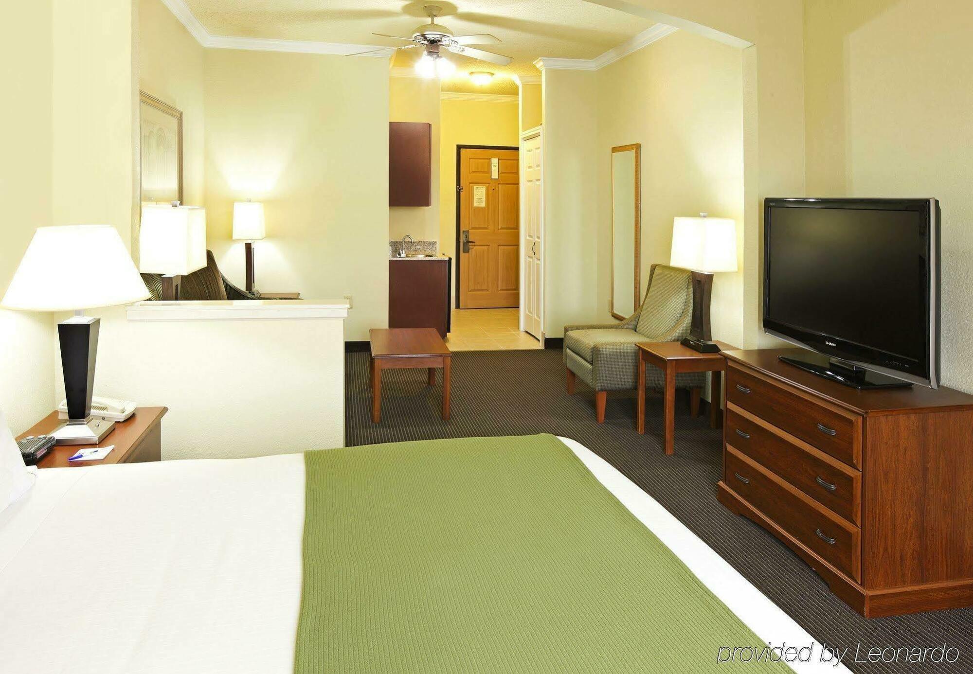 Holiday Inn Express Hotel & Suites Greenville By Ihg Eksteriør bilde